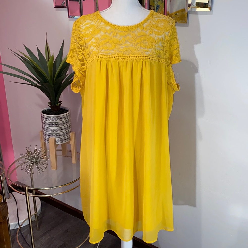 AUW yellow dress
